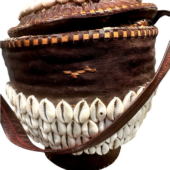 Antique African Tribal Art Hausa Cowrie Shell Hand Basket 8" Leather Handle Trim - Picture 6 of 12